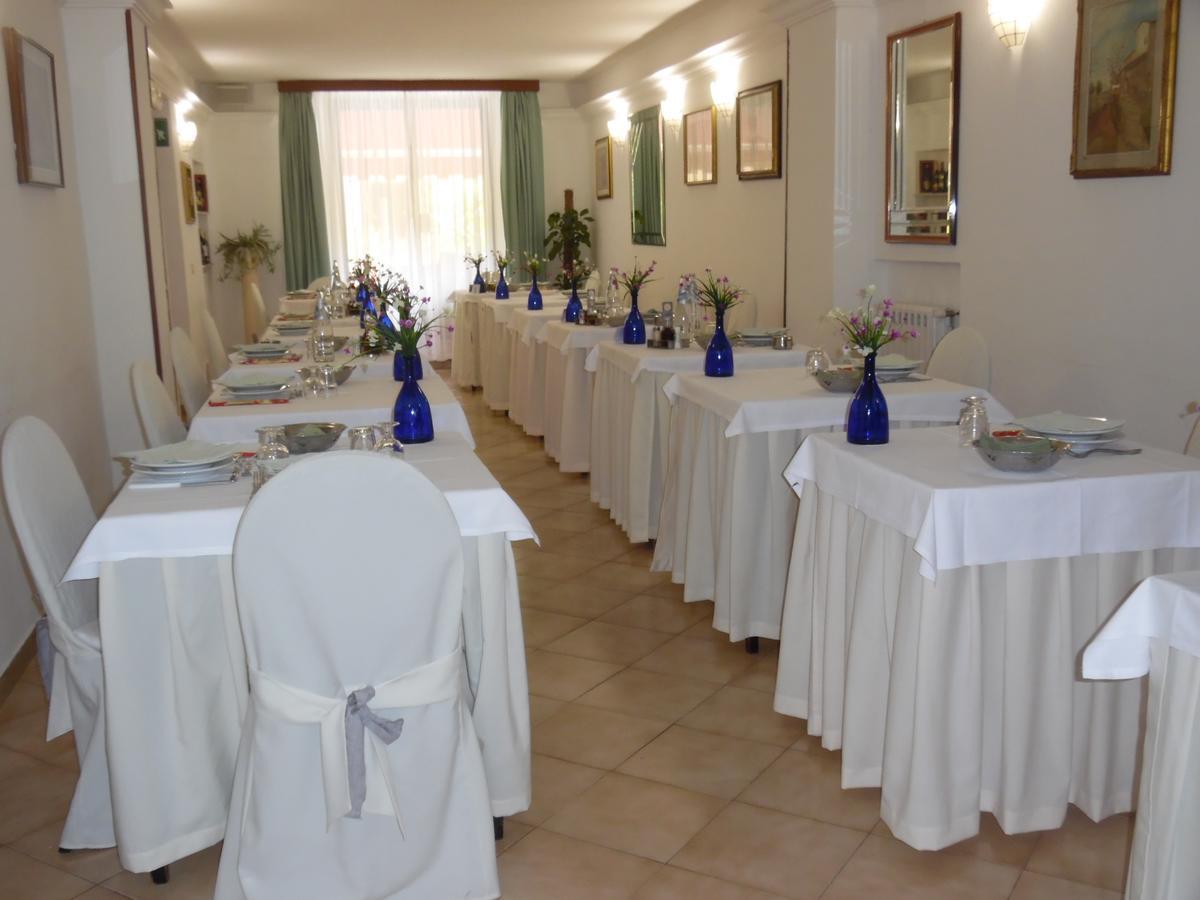 Albergo Livorno カシャーナ・テルメ エクステリア 写真
